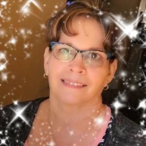 Meet your Posher, Angie